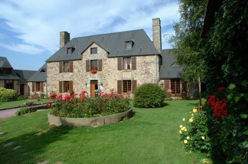 Logis Hotel Restaurant Manoir De L'Acherie Sainte-Cécile Eksteriør bilde