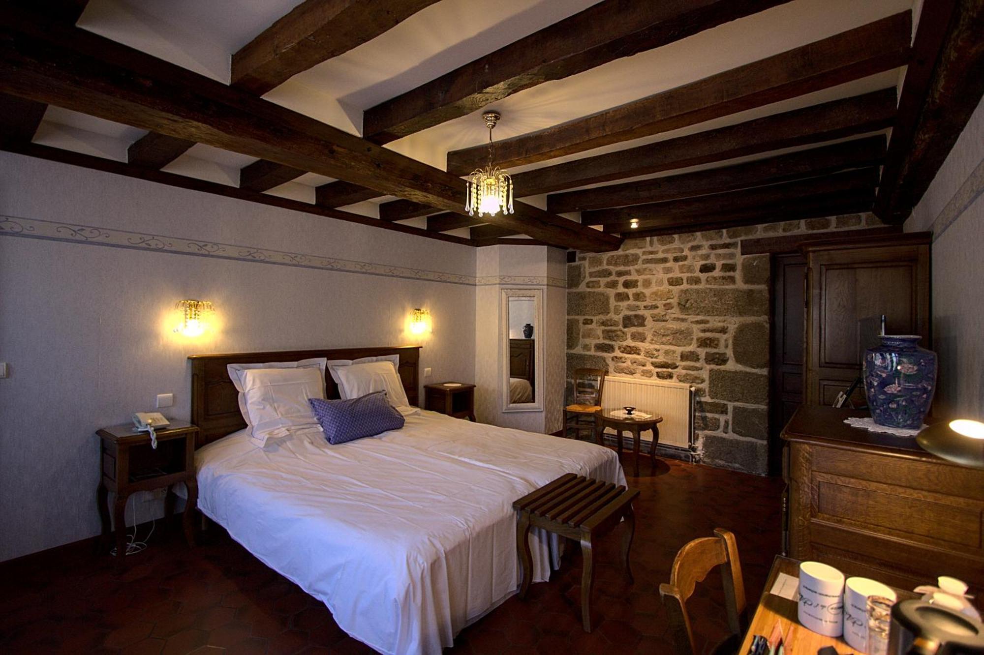 Logis Hotel Restaurant Manoir De L'Acherie Sainte-Cécile Eksteriør bilde